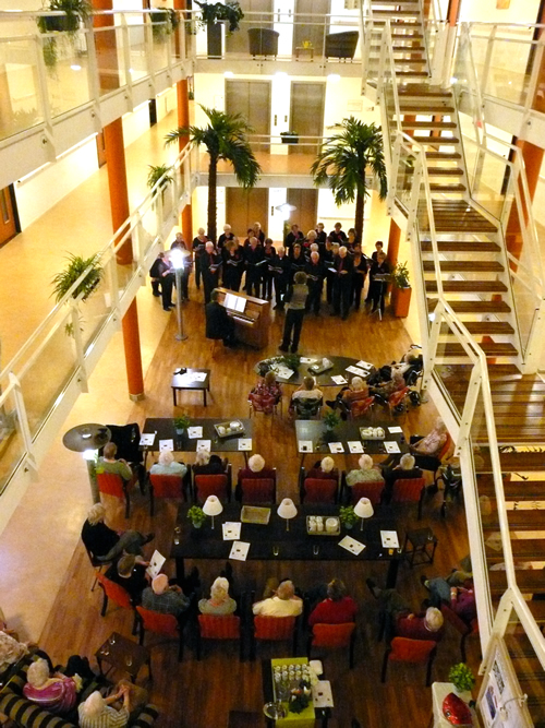 Kiekje van concert in Irenehuis door Melody Singers Meppel